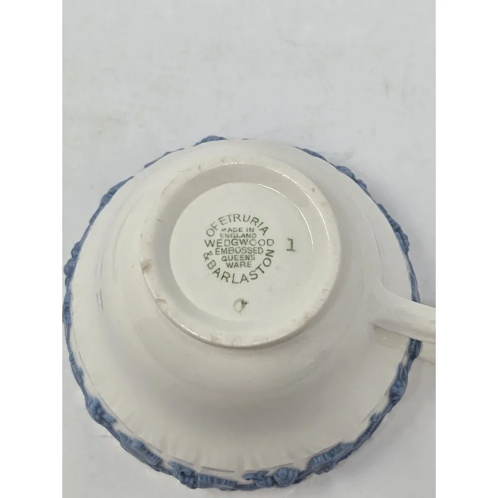 VINTAGE WEDGWOOD EMBOSSED QUEEN'S WARE WHITE & BLUE TEA CUP & SAUCER SET KITCHEN